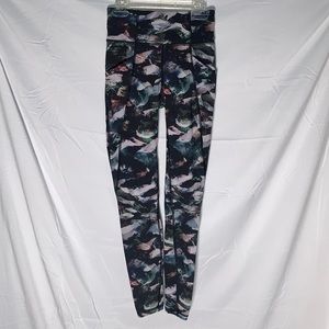 Lululemon Instill Tight 25” Size 2